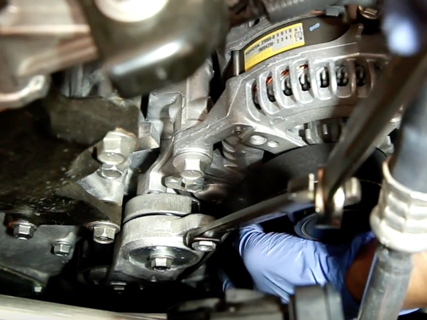 See U3856 repair manual
